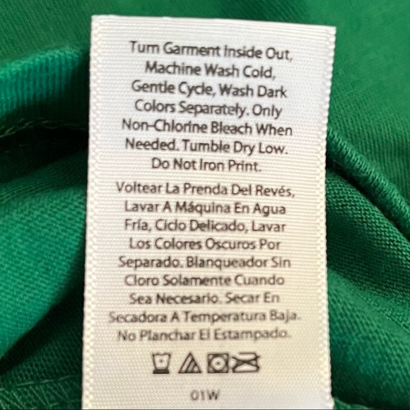 NEW Holiday Time Men’s Naughty List Christmas Graphic T-Shirt size M - Picture 6 of 7